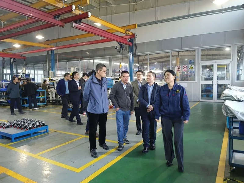 青島力克川液壓機械有限公司協辦國家標準審查會議在青島勝利召開！5.jpg